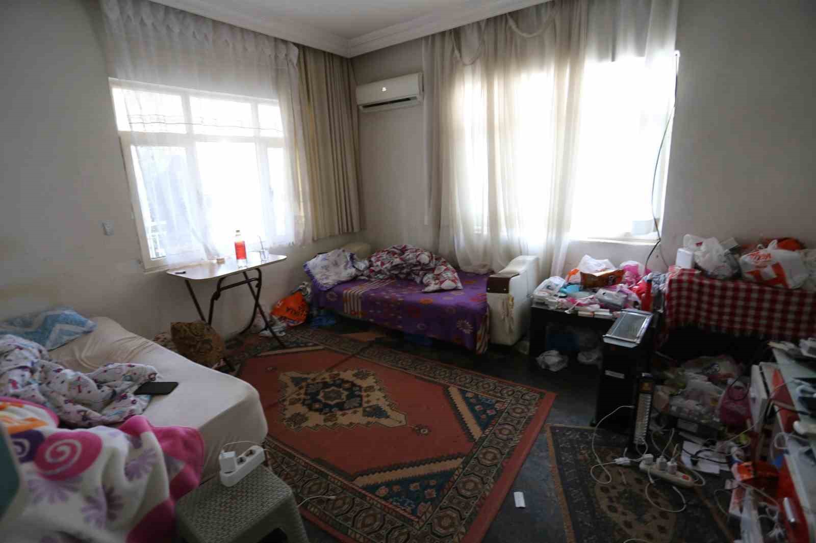 Elif teyzenin evi de hayalleri de yenilendi
Elif teyzenin evi de hayalleri de yenilendi