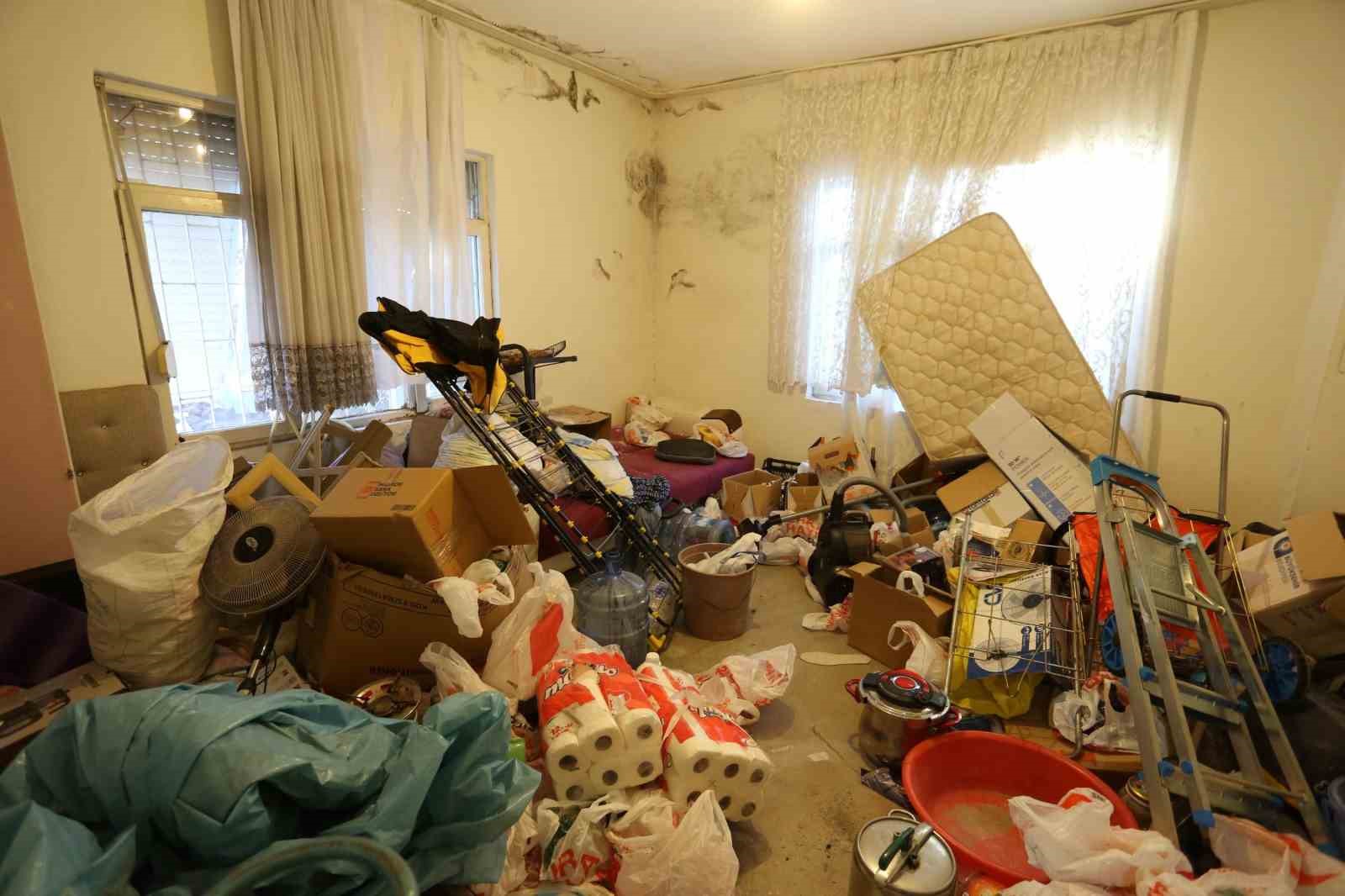 Elif teyzenin evi de hayalleri de yenilendi
Elif teyzenin evi de hayalleri de yenilendi