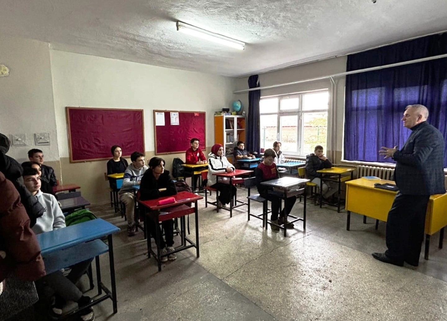 Emet Örencik İlkokulunda sıfır atık eğitimi verildi
