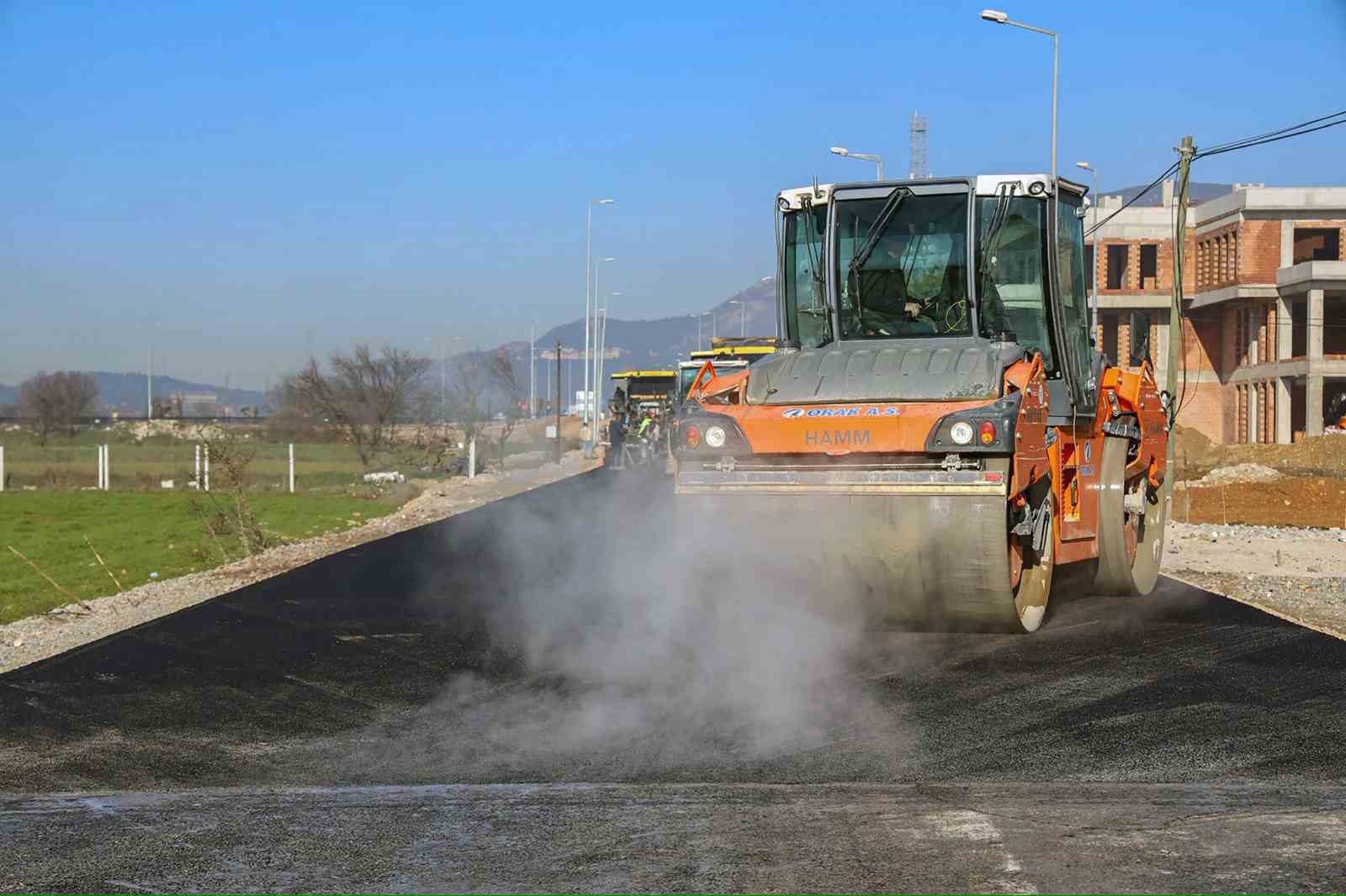 Emirbeyazıt Mahallesi Kolejler bölgesinde üstyapı çalışmaları başladı
