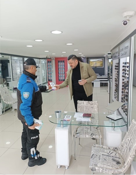 Emniyet güçlerinden dolandırıcılığa karşı bilgilendirme çalışması
