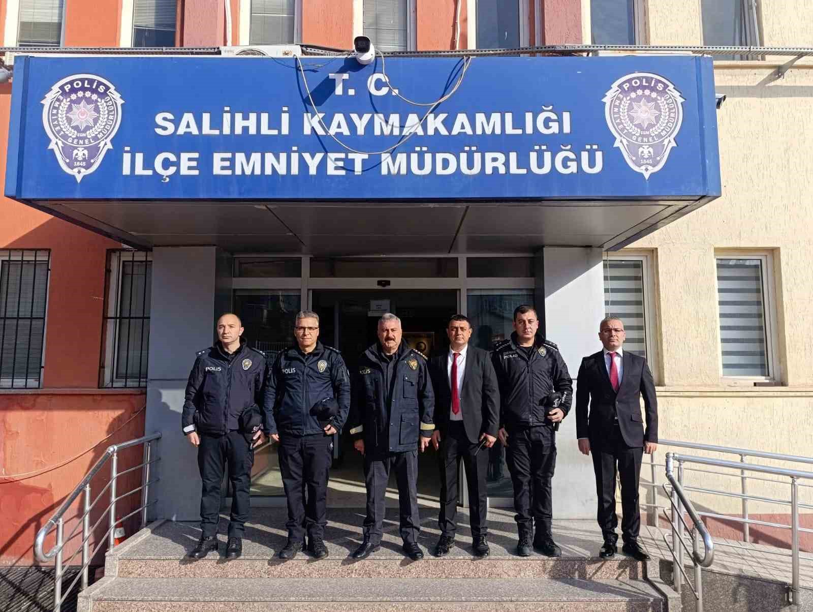 Emniyet Müdürü Aktaş ilçelerde güvenlik denetimi yaptı
Emniyet Müdürü Aktaş ilçelerde güvenlik denetimi yaptı