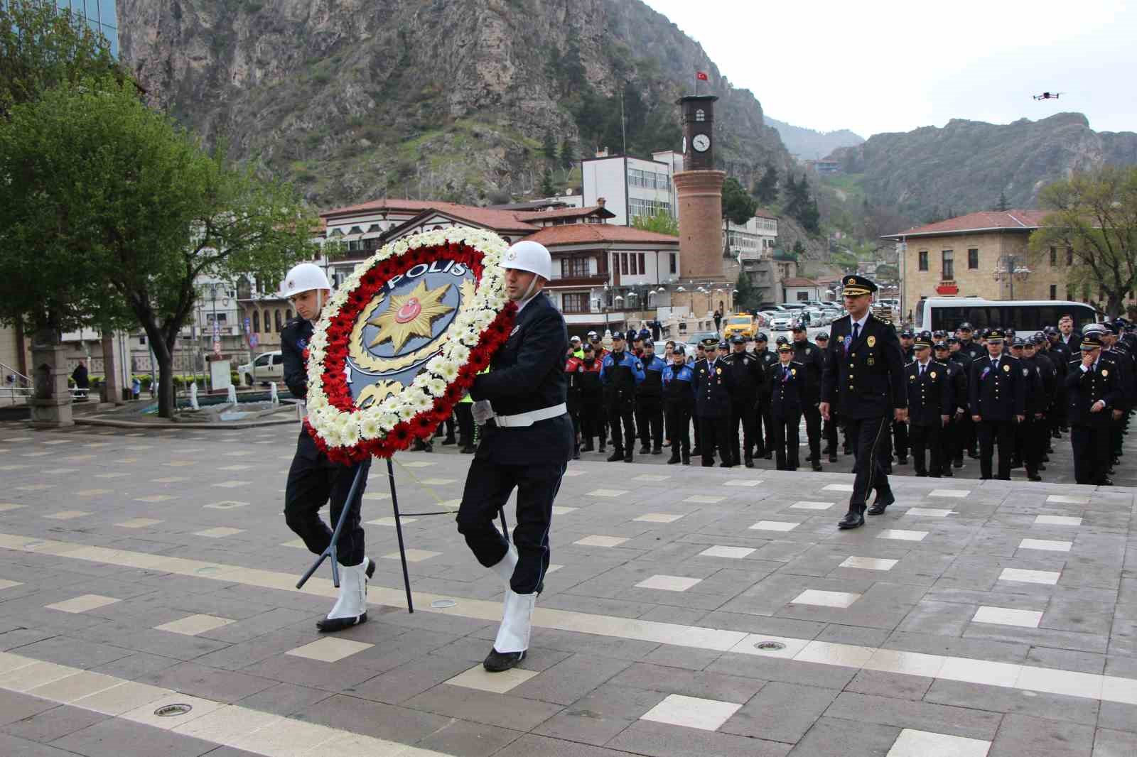 Emniyet Müdürü Saraç: "Amasya’nın güvenliği için tüm gücümüzle çalışmaya devam edeceğiz"
Emniyet Müdürü Saraç: "Amasya’nın güvenliği için tüm gücümüzle çalışmaya devam edeceğiz"