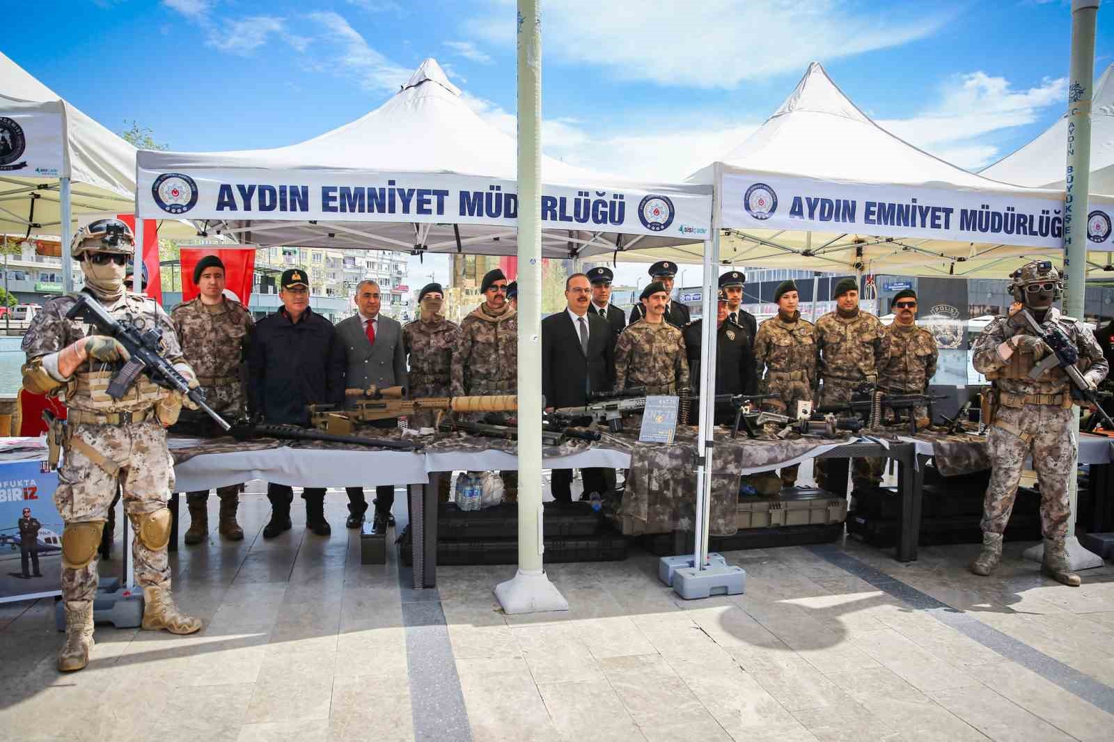 Emniyet teşkilatı Aydın’da gücünü sahada gösterdi

