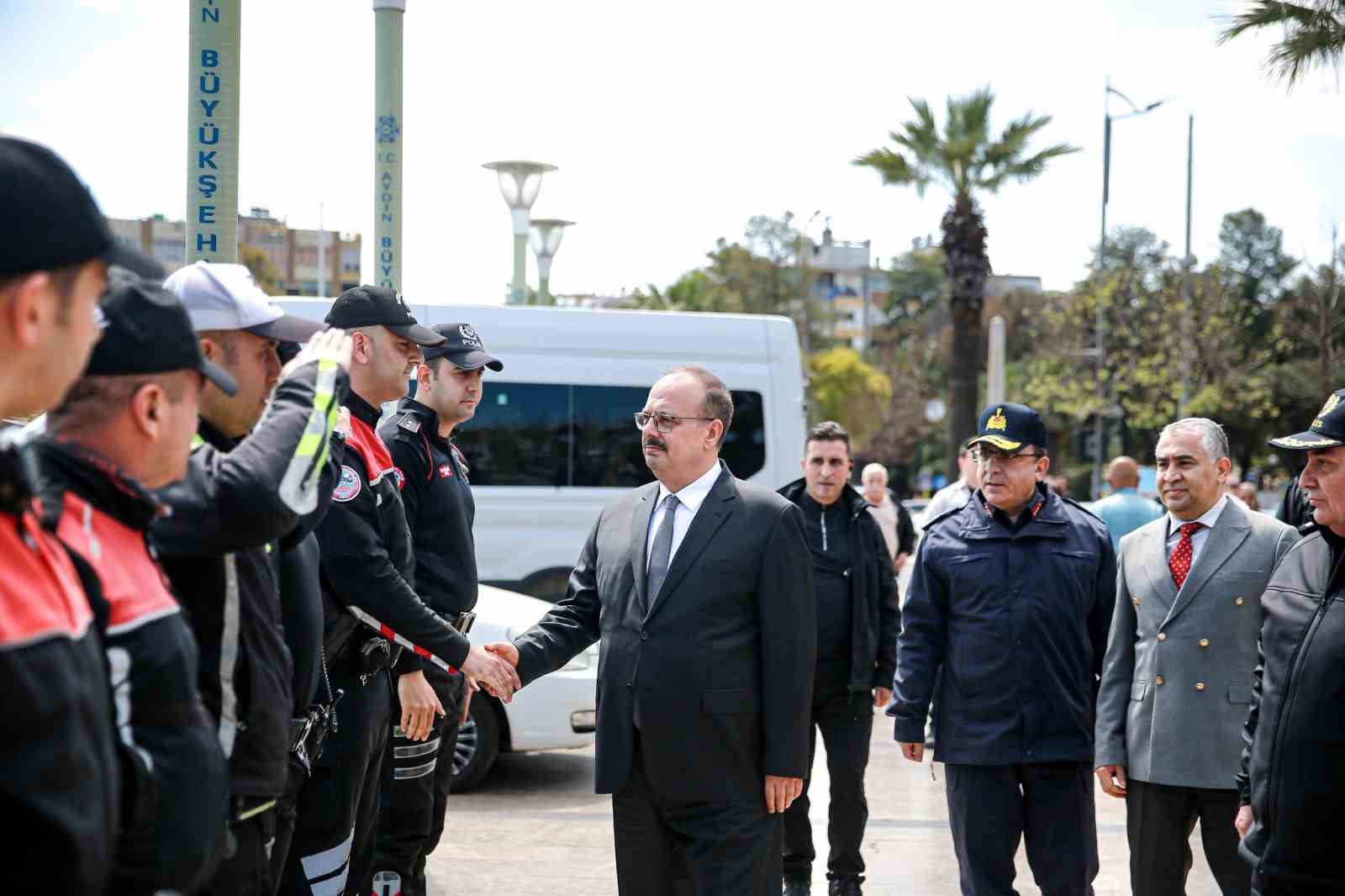 Emniyet teşkilatı Aydın’da gücünü sahada gösterdi
