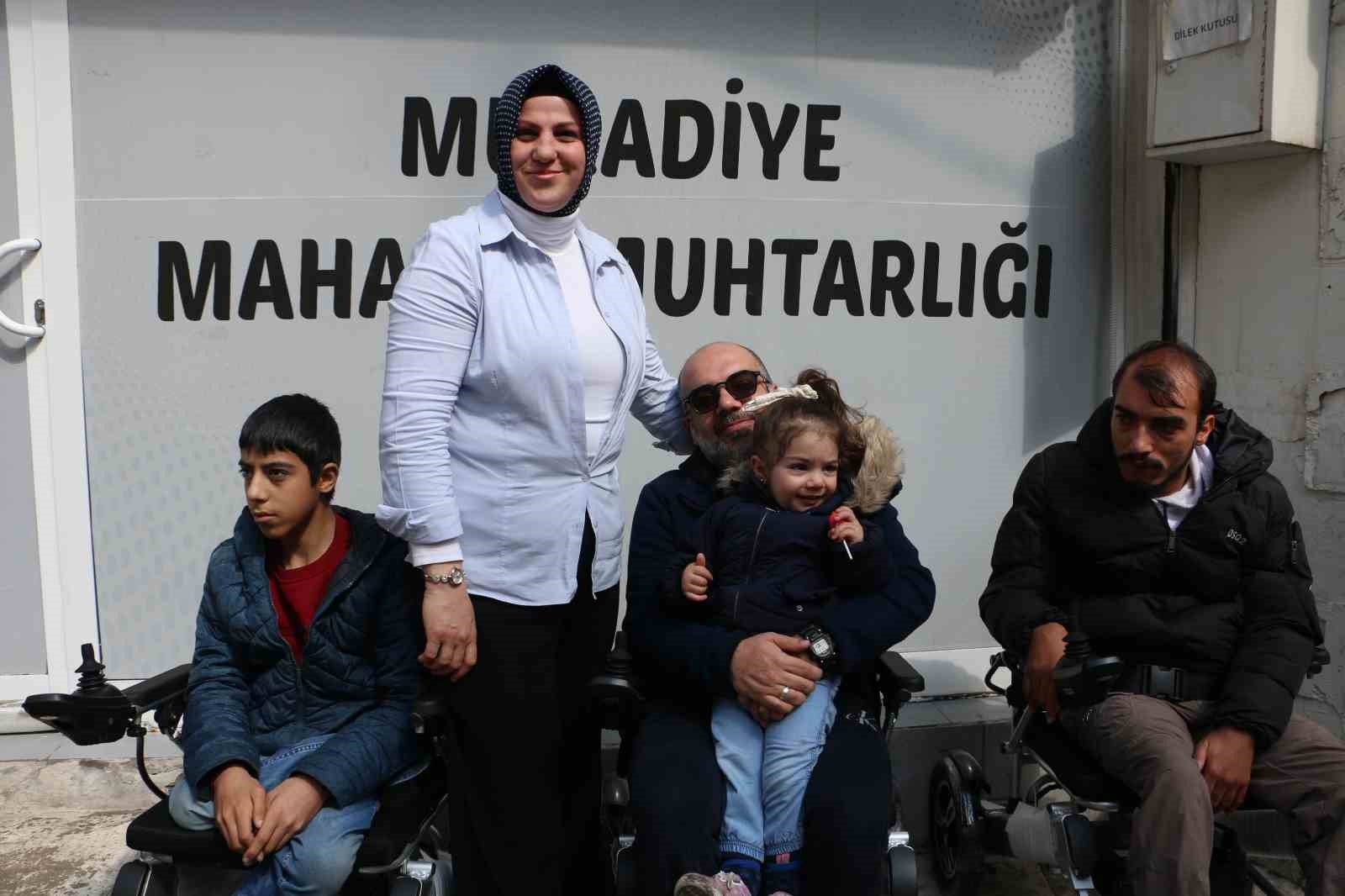 Engelli 10 kişi, akülü sandalye ile bayrama rahat girecek
