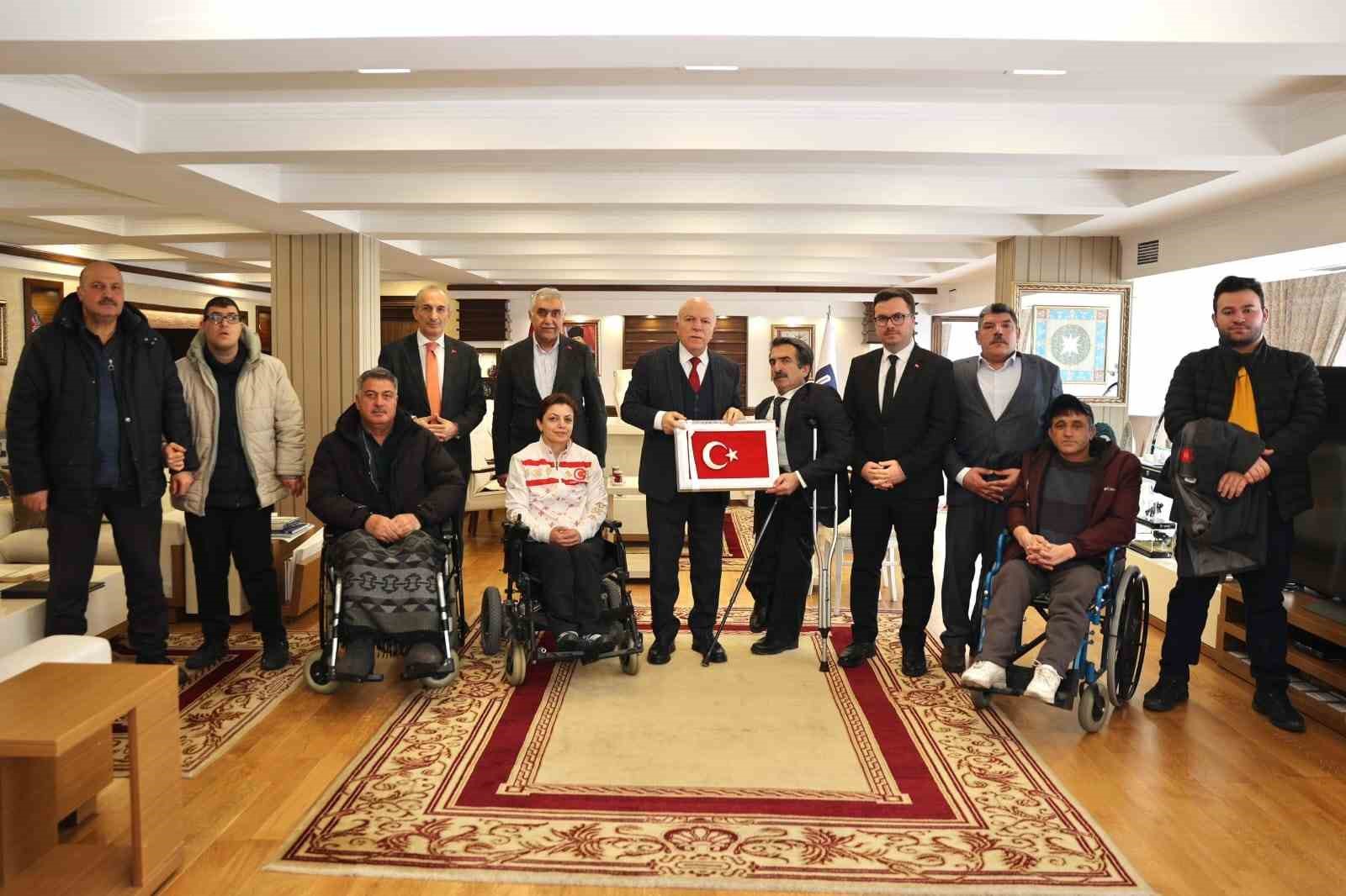 Engelli bireyler için yerel yönetimle ortak çözüm arayışı
