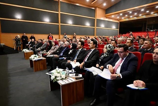 Engelli bireylerin sorunları Erzurum’da konuşuldu
