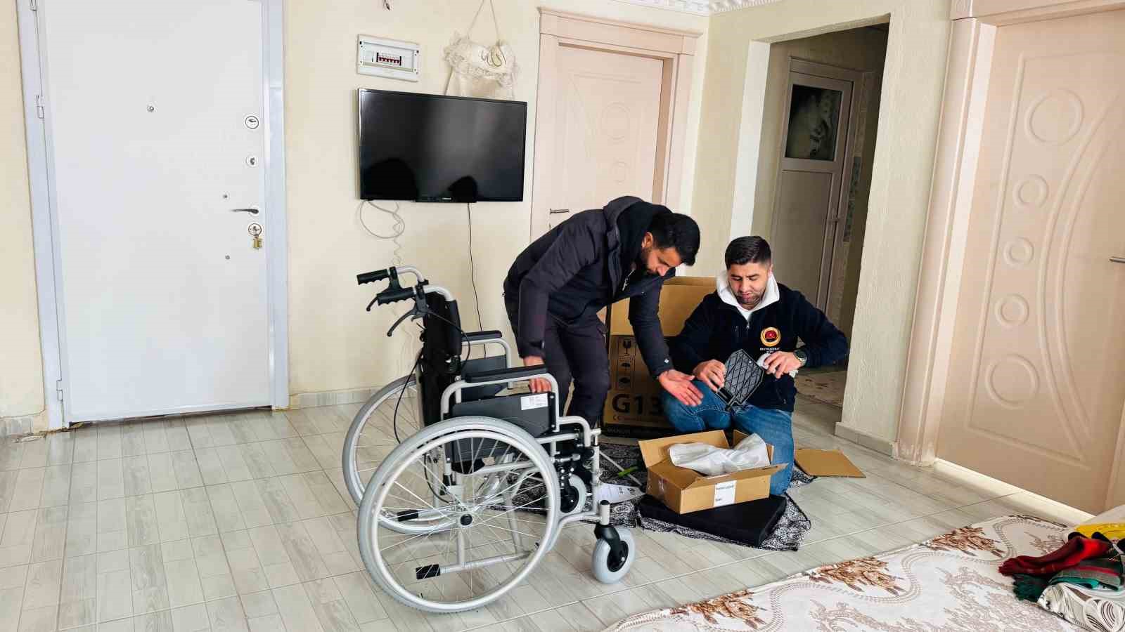 Engelli çocuğa anlamlı hediye

