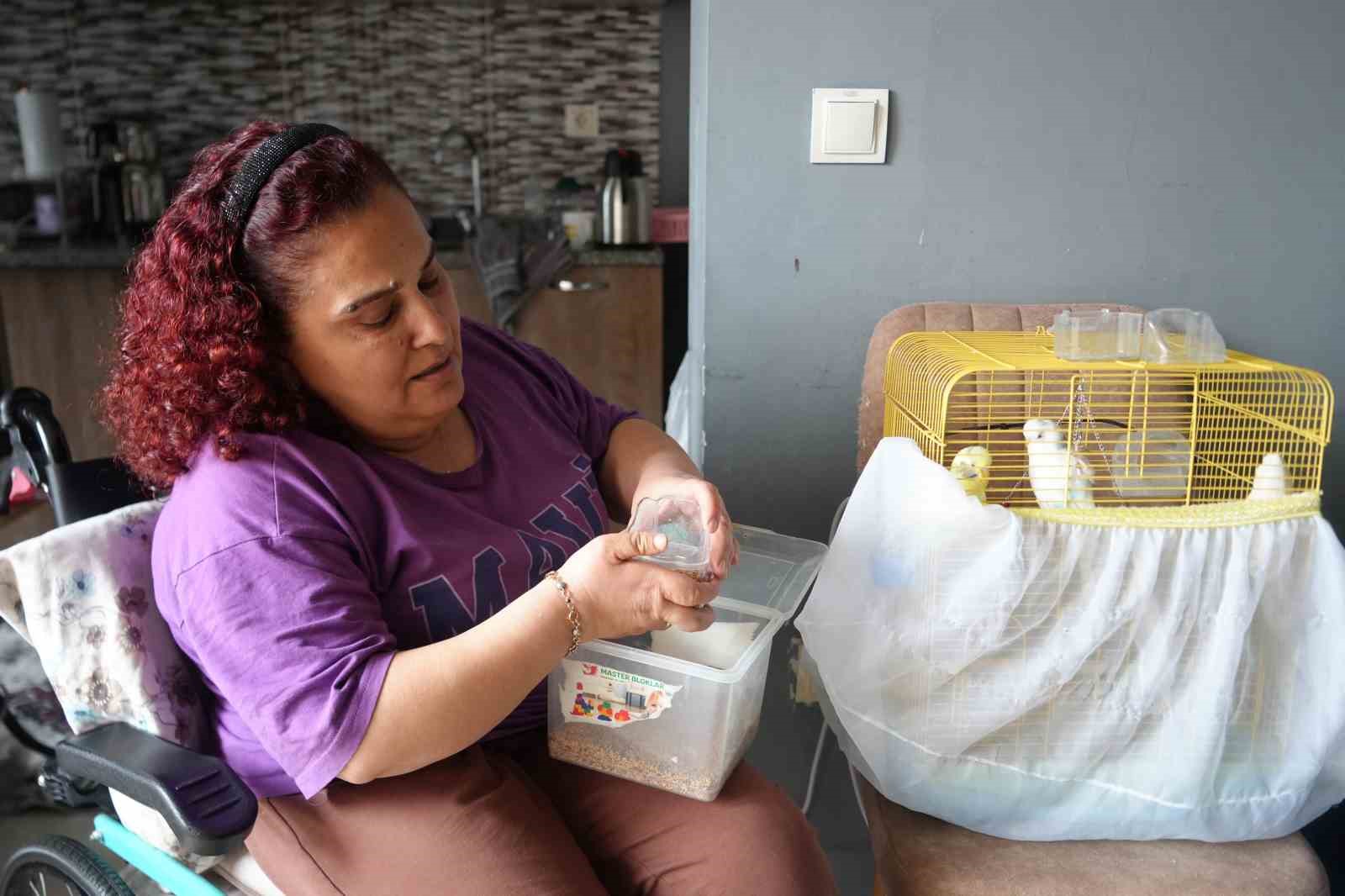 "Engellisiniz" diyenleri evlenerek, "yapamazsınız" diyenleri zeybek oynayarak susturdular
"Engellisiniz" diyenleri evlenerek, "yapamazsınız" diyenleri zeybek oynayarak susturdular