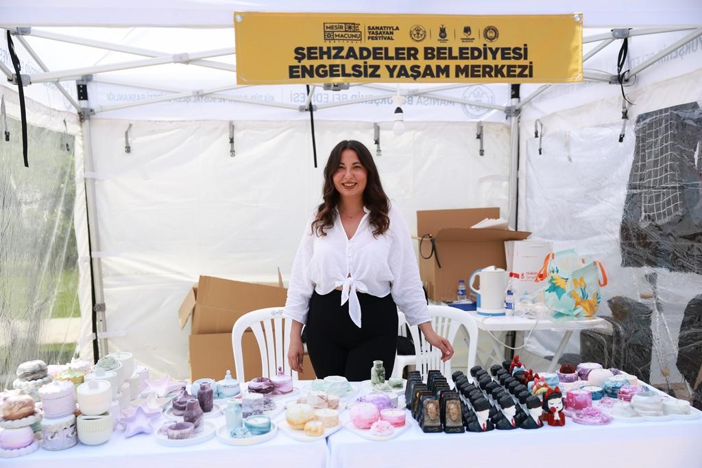 Engelsiz ellerden Mesir’e anlamlı dokunuş
