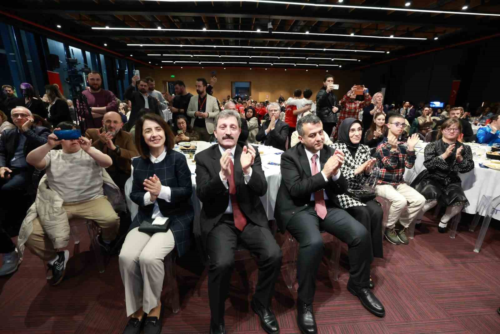 ‘Engelsiz Samsun İftarı’nda gönüller bir oldu
