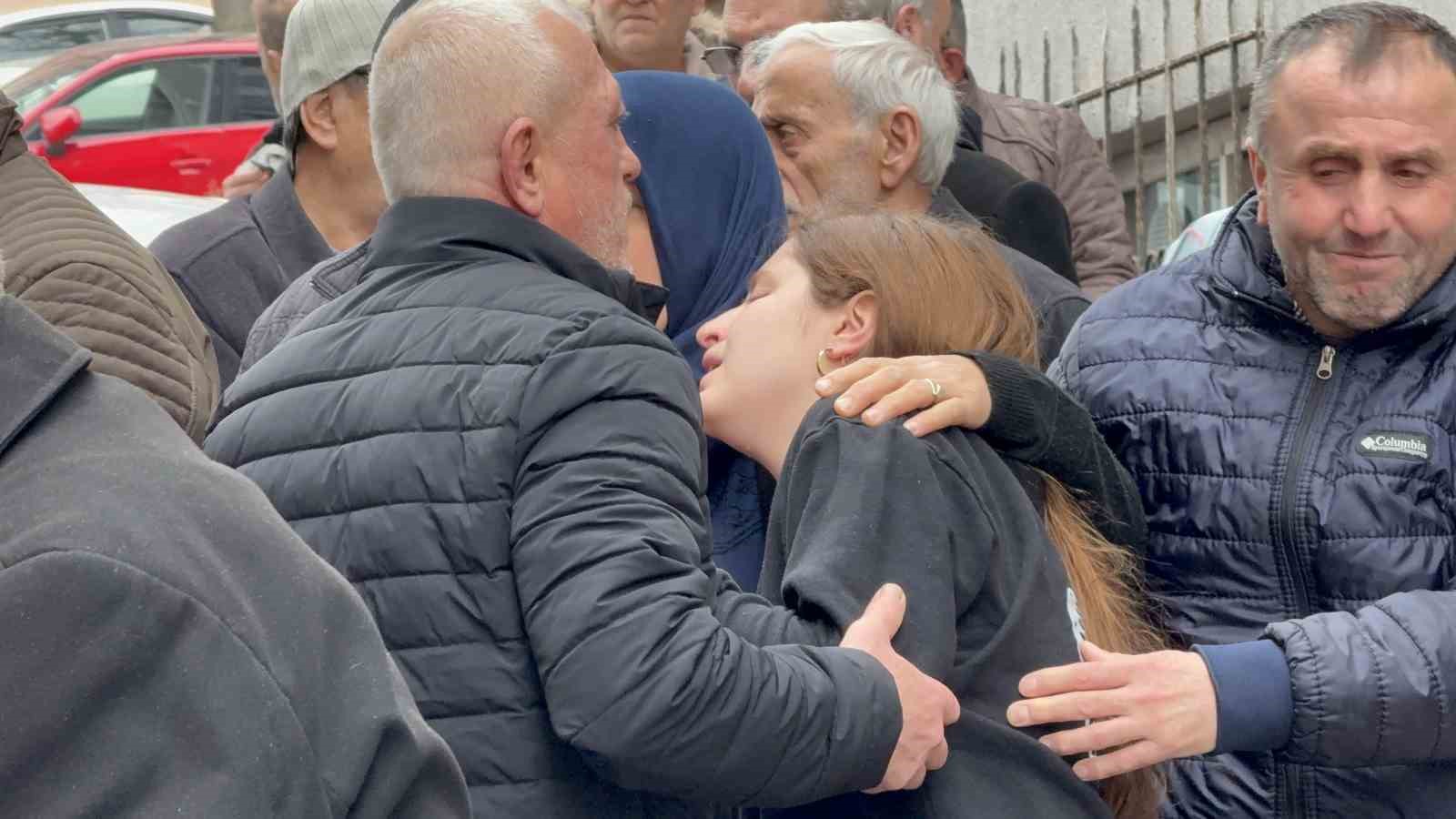 Eniştesi tarafından öldürülen kadın için ailesi gözyaşı döktü
