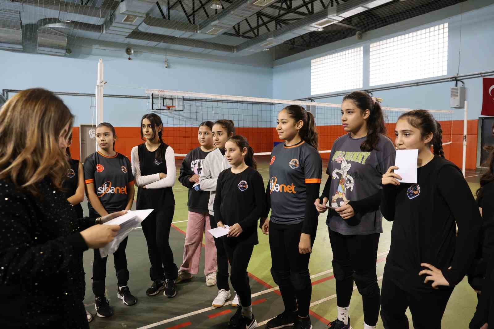 Enkazdan çıktı, umut oldu: "Kozan’dan Pazarcık’a Gönül Köprüsü"
