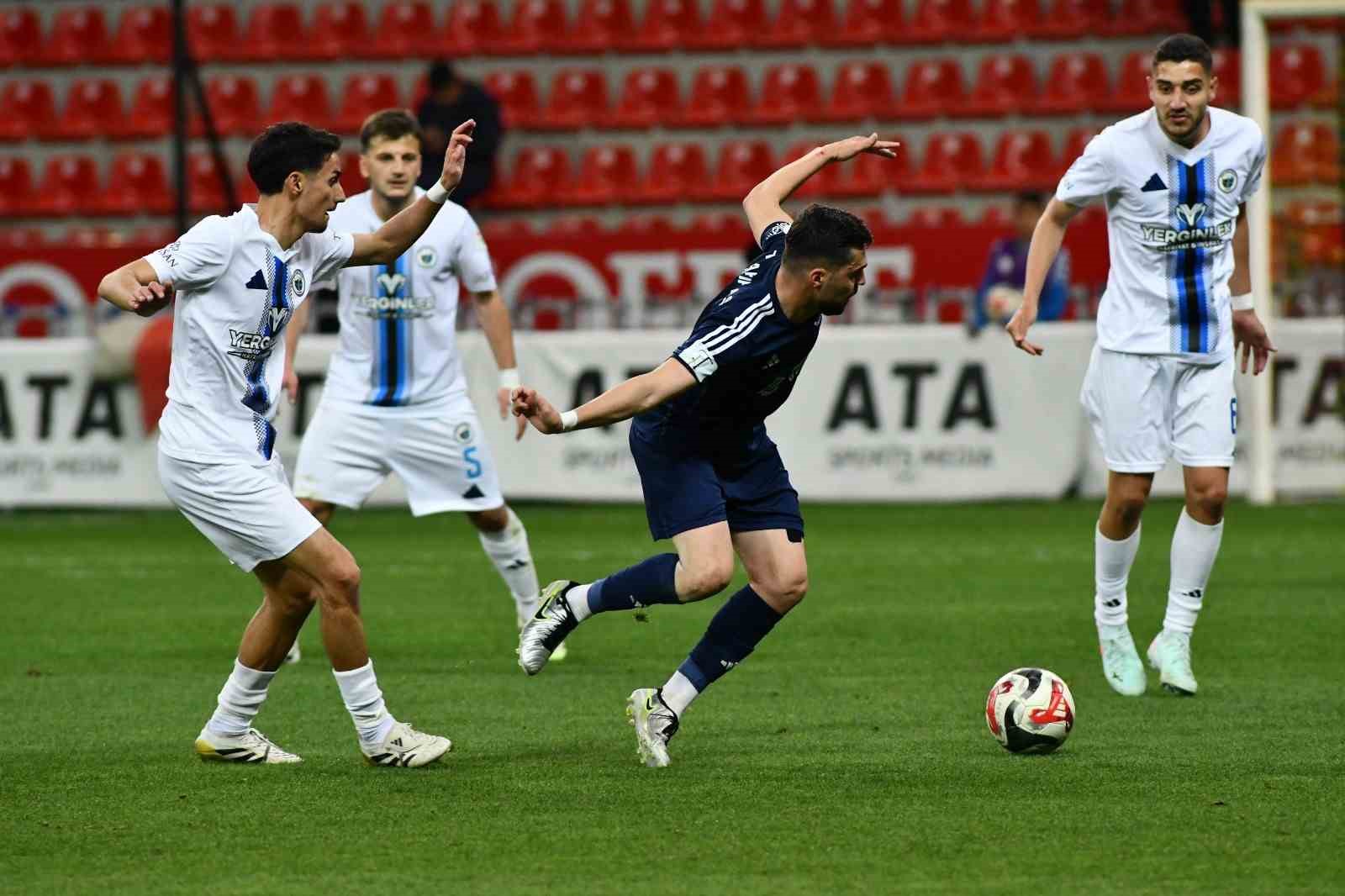 Erciyes 38 FK 2. tura yükseldi: Erciyes 38 FK: 2-Mazıdağı Fosfatspor: 0
