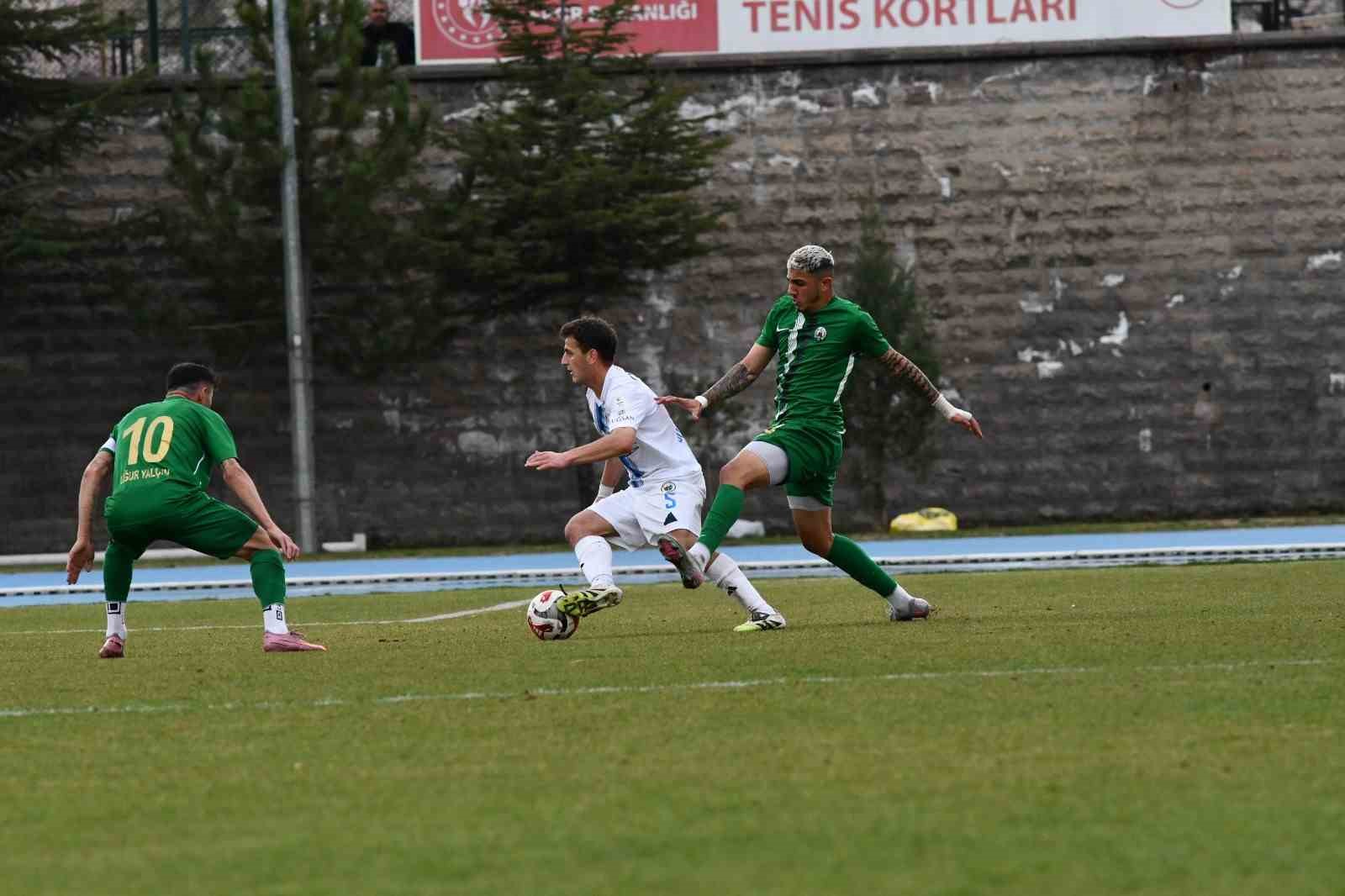 Erciyes 38 FK evinde kazandı
