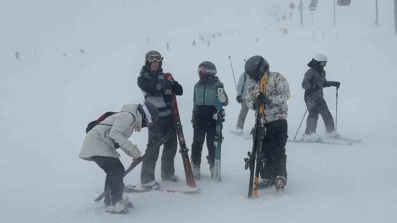 Erciyes’te kar kalınlığı 130 santime ulaştı
