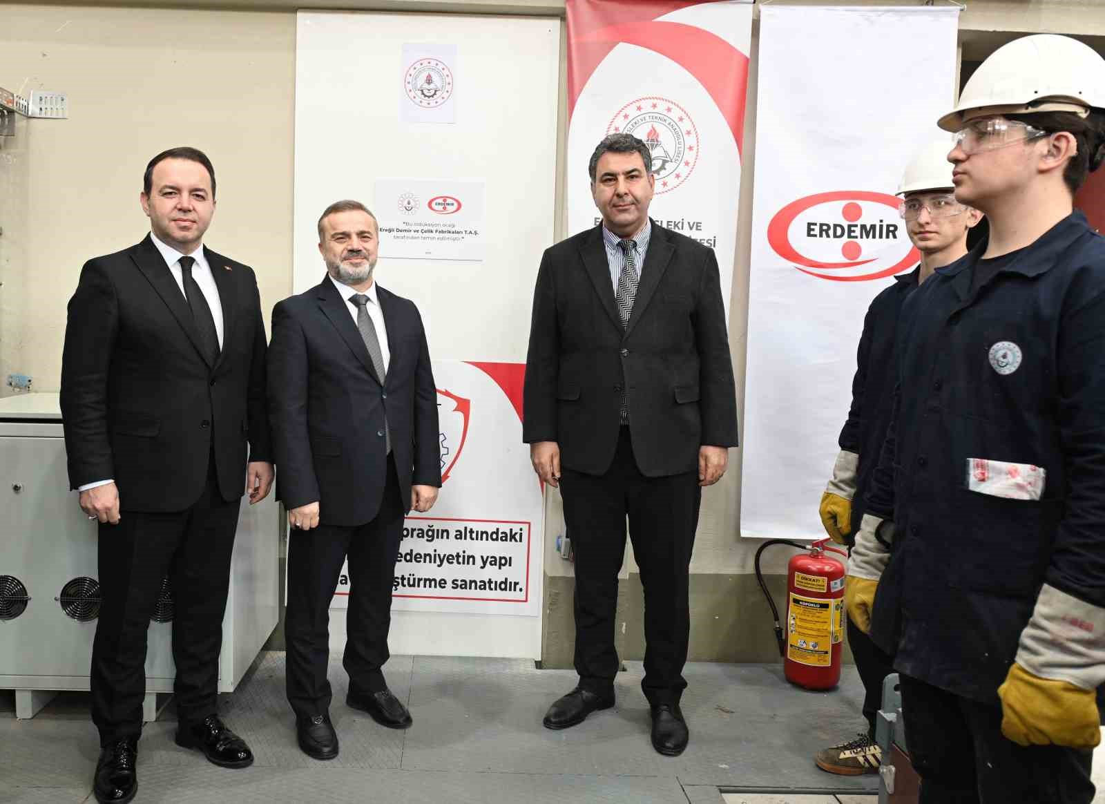 Erdemir’den öğrencilere gerçek üretim deneyimi
