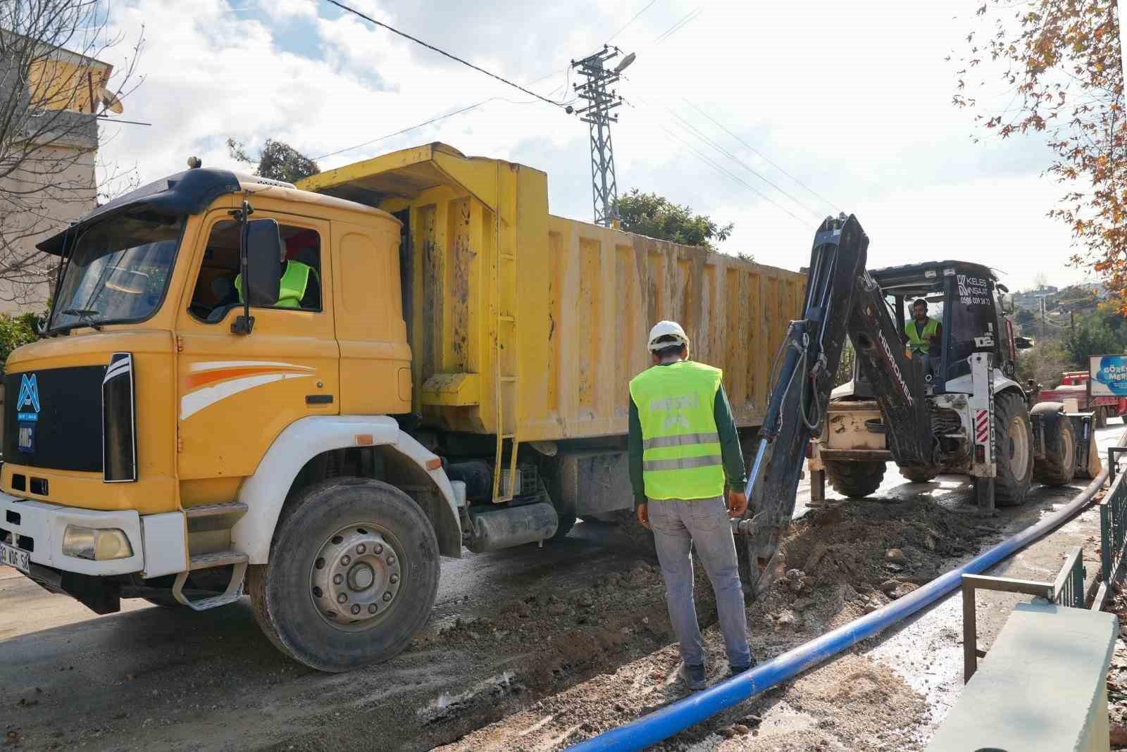 Erdemli’de su altyapısı yenilendi, mahalle kesintisiz suya kavuştu
