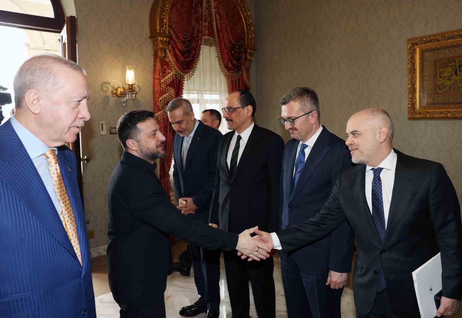 Erdoğan ile Zelenskiy görüşmesi başladı
