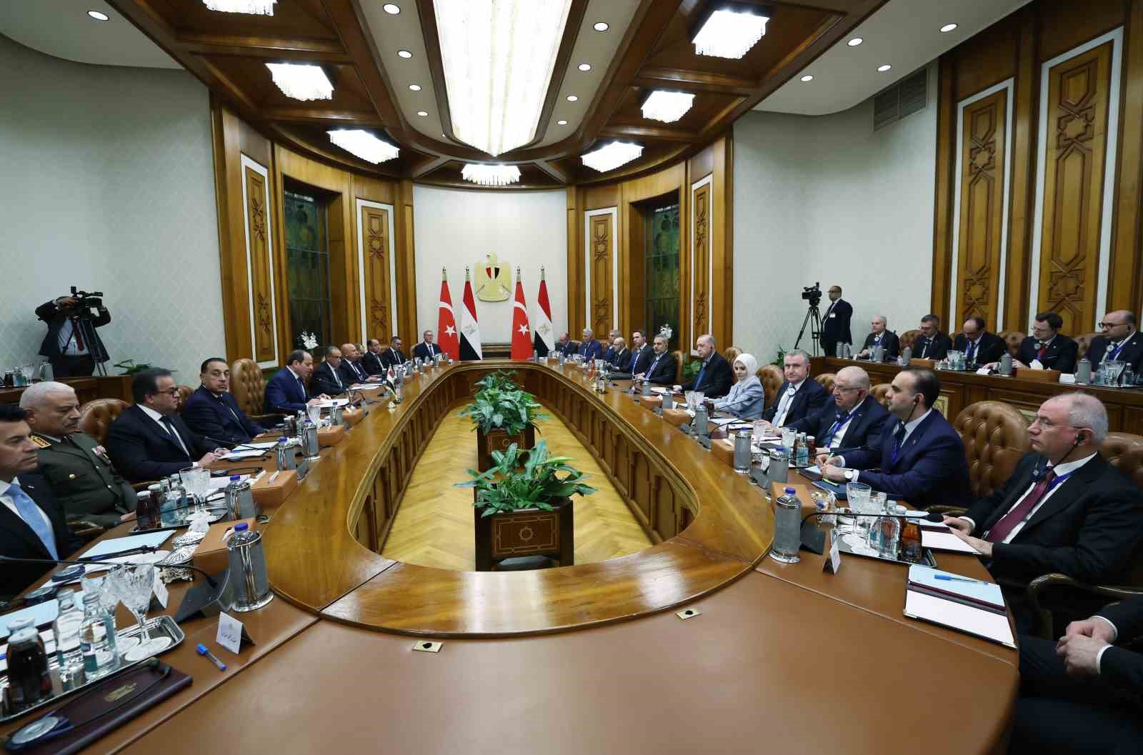 Erdoğan, Sisi ile görüştü
