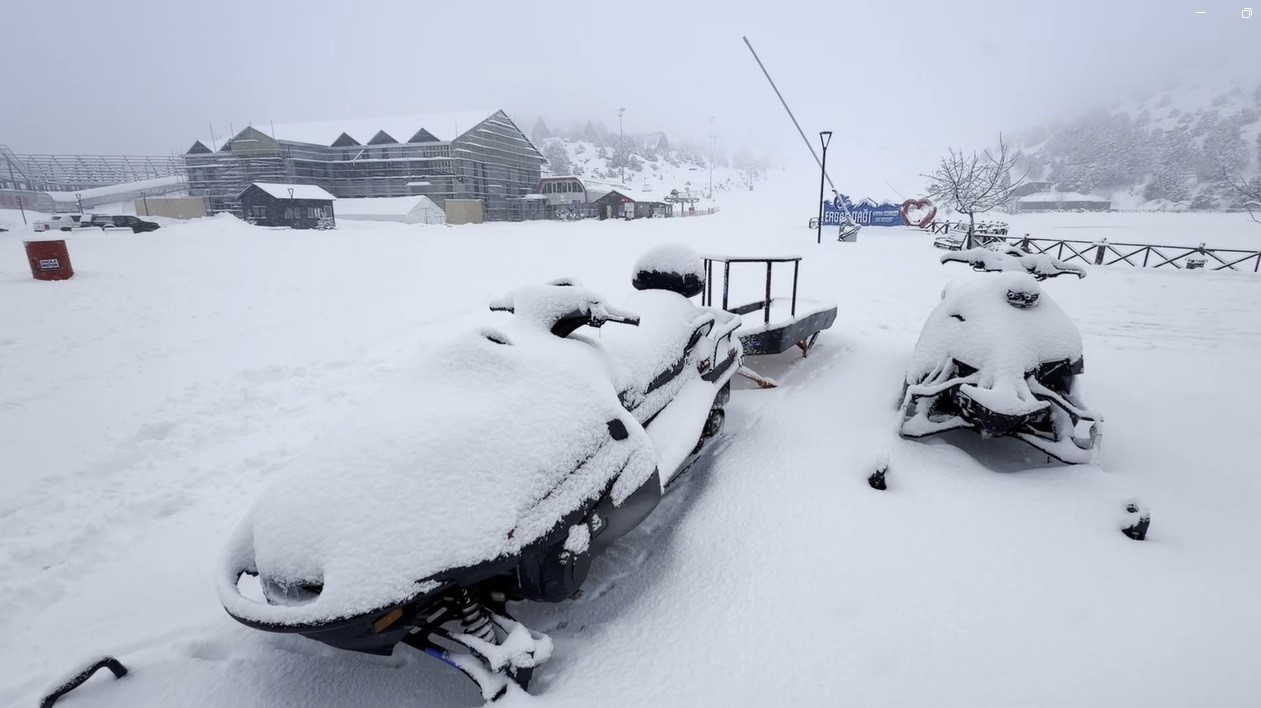 Ergan Dağı’nda kar kartpostallık manzara oluşturdu
Ergan Dağı’nda kar kartpostallık manzara oluşturdu