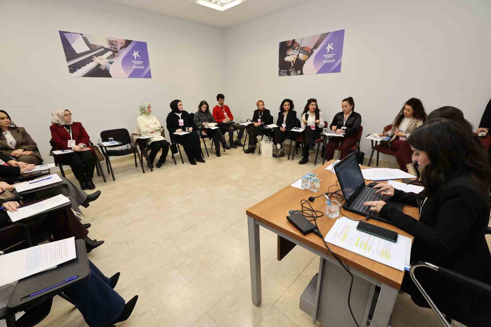 Erken çocukluk döneminde belediye hizmetlerinin güçlendirilmesi çalıştayı yapıldı
