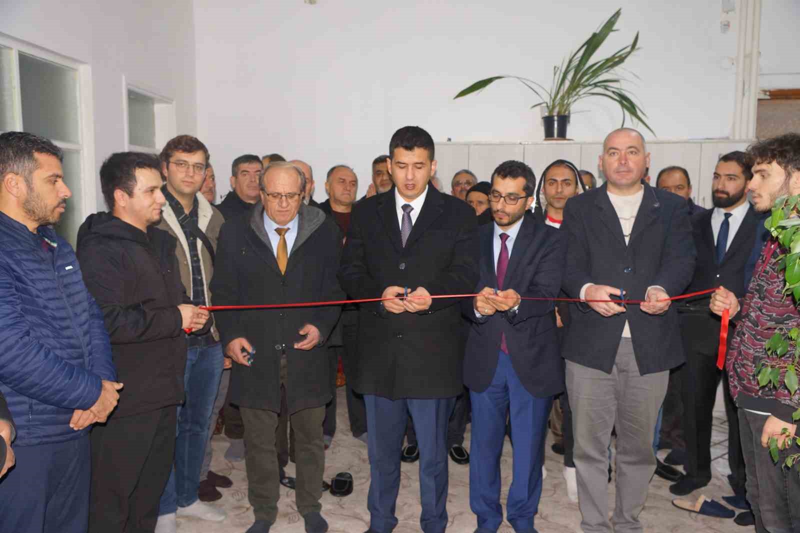 Ermenek’te Tekke Diyanet Gençlik Merkezi dualarla hizmete açıldı
Ermenek’te Tekke Diyanet Gençlik Merkezi dualarla hizmete açıldı