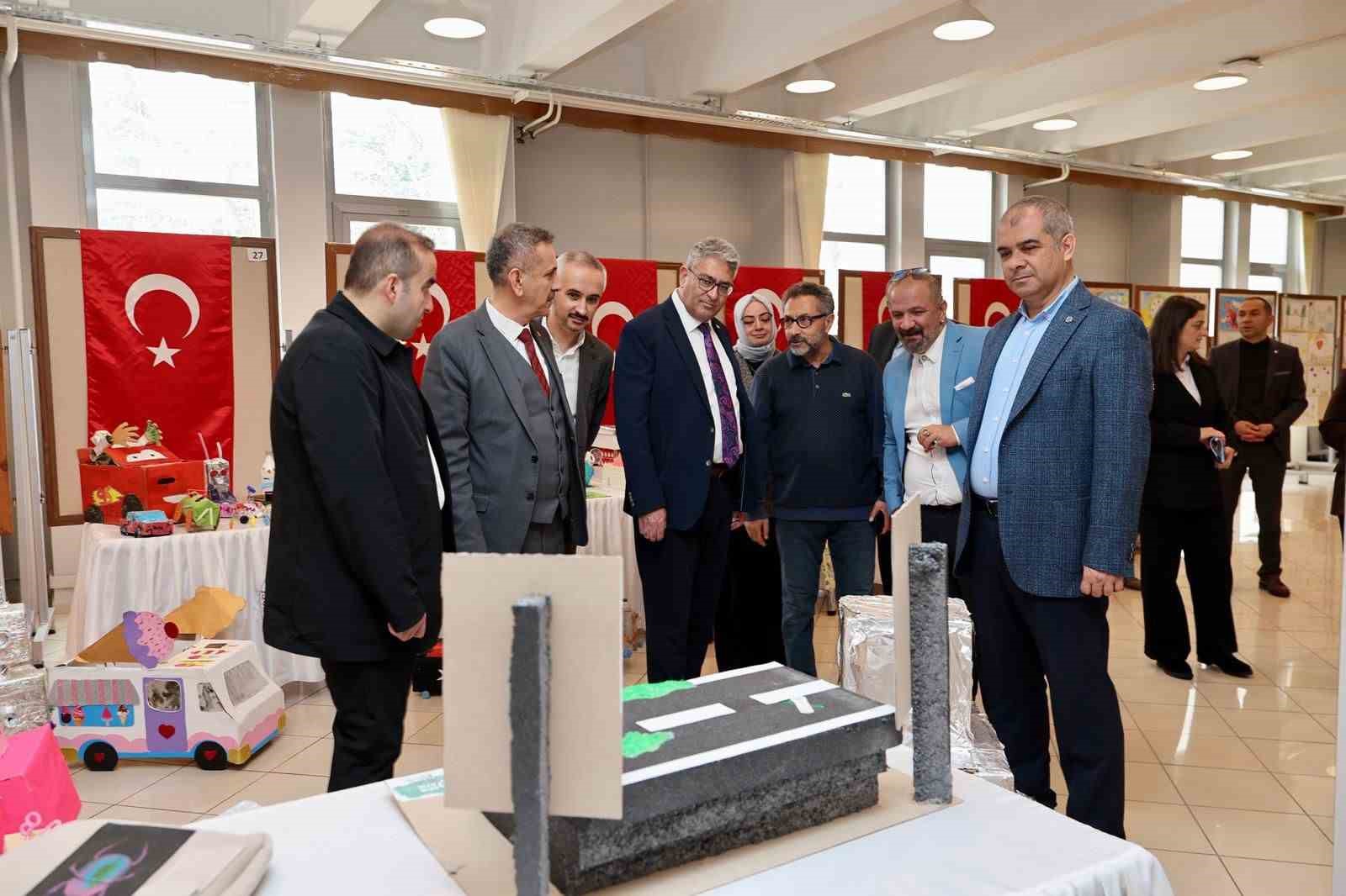 ERÜ’den Uluslararası Sıfır Atık Günü dolayısıyla farkındalık etkinliği
