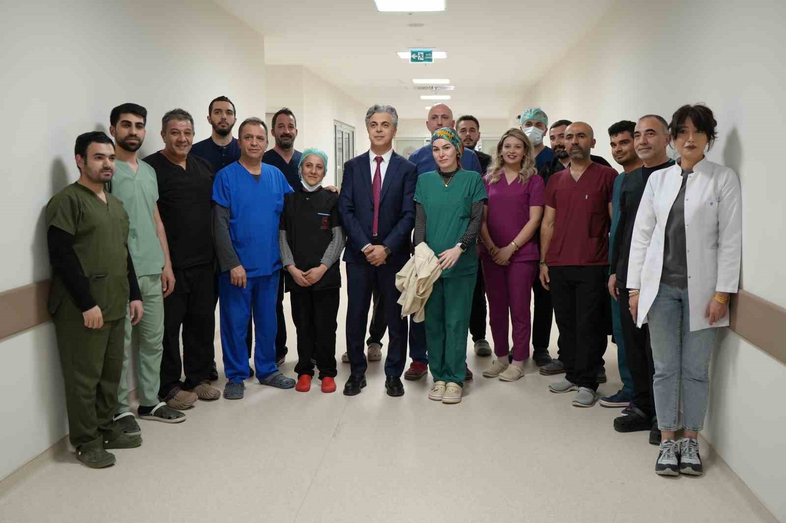 Erzincan’a 20 yeni hekim atandı
Erzincan’a 20 yeni hekim atandı