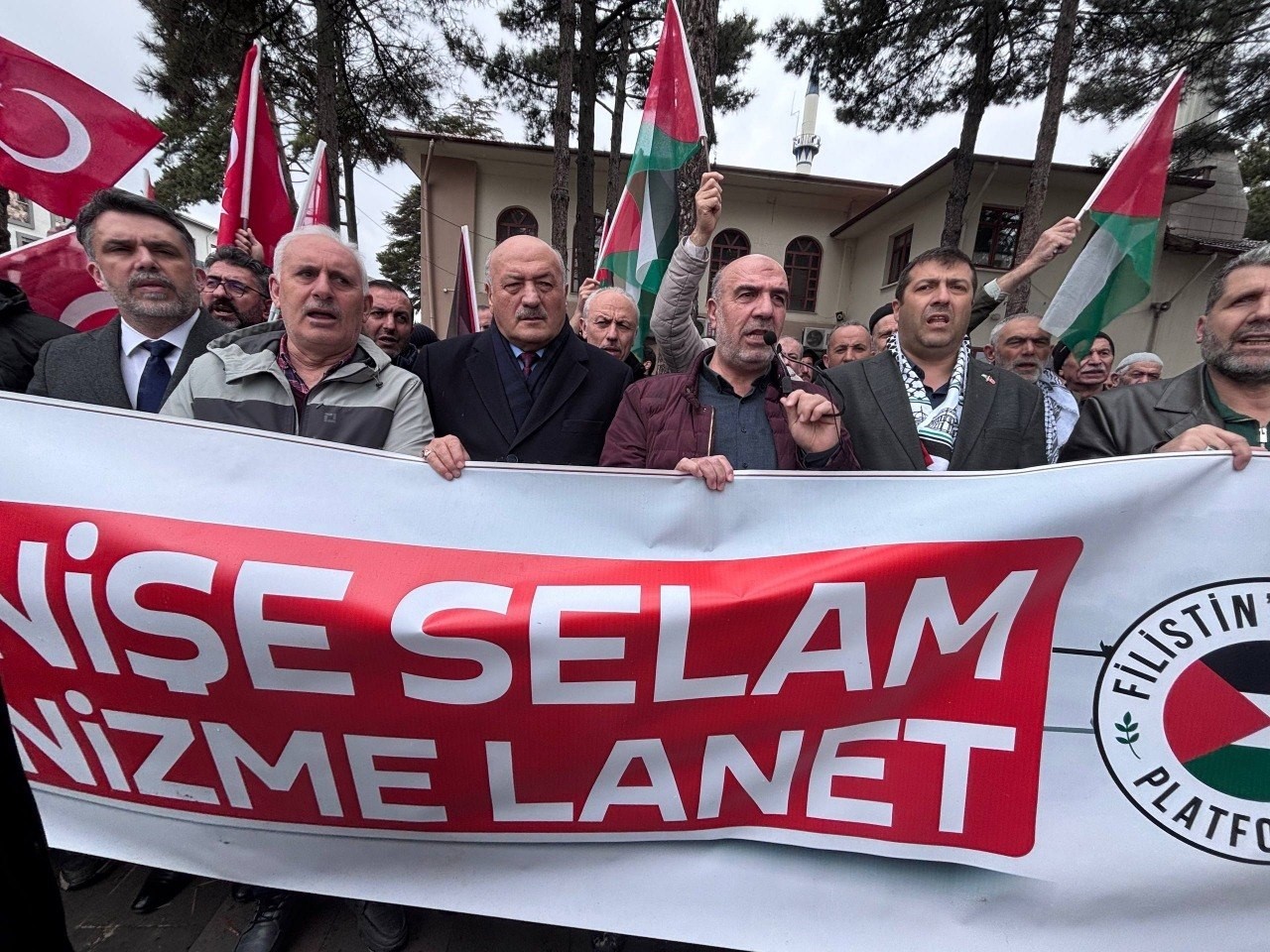 Erzincan’da Filistin için tek yürek çağrısı
