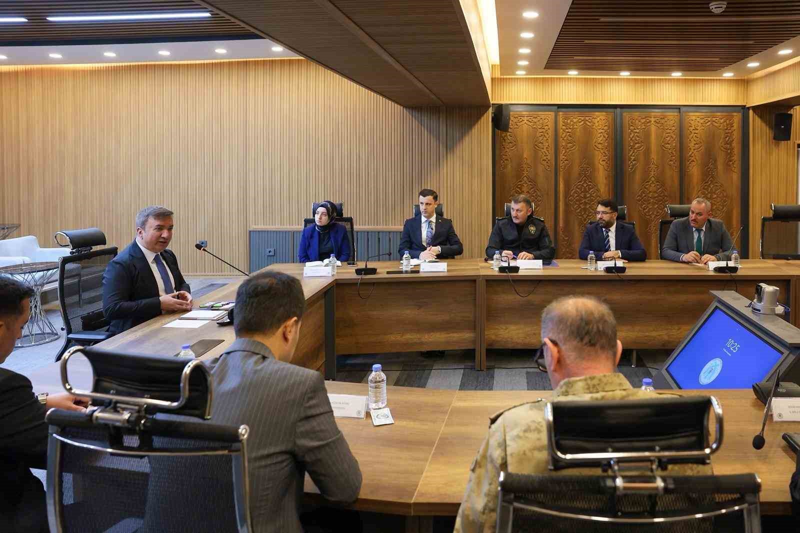 Erzincan’da okul güvenliği toplantısı düzenlendi
