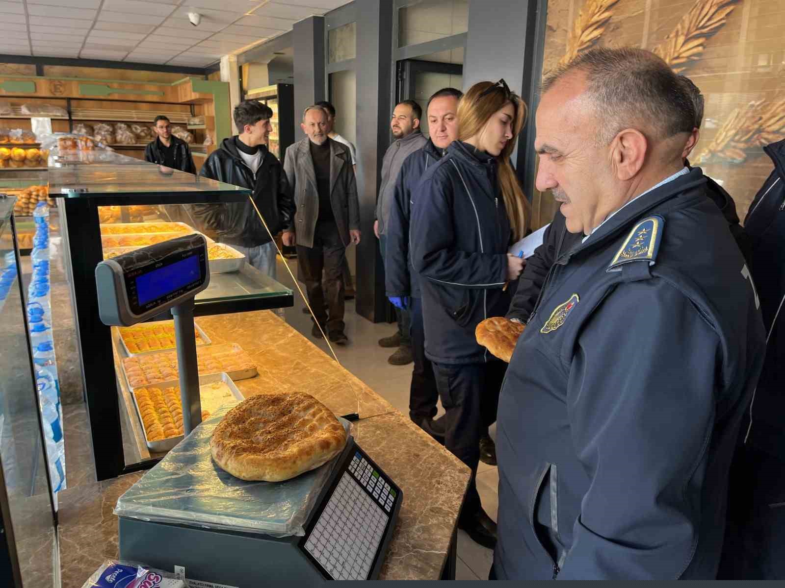 Erzincan’da Ramazan denetimleri sürüyor: 64 iş yeri kontrol edildi
