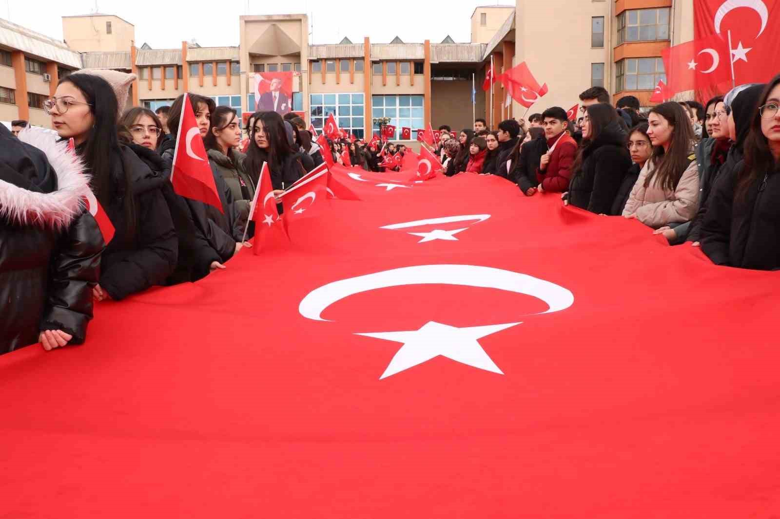Erzincan’ın düşman işgalinden kurtuluşunun 108’inci yılı coşkuyla kutlandı
