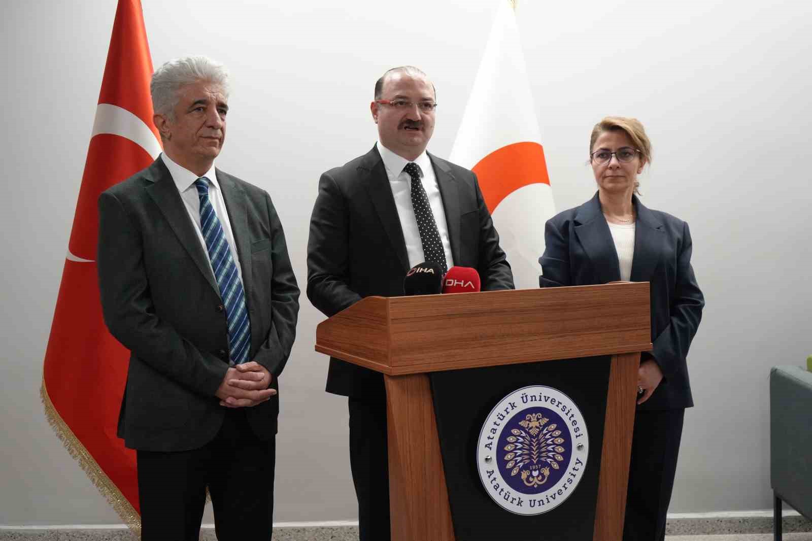 Erzurum Atatürk Üniversitesi Araştırma Hastanesi’nde yeni nesil anjiyografi cihazı hizmete girdi
Erzurum Atatürk Üniversitesi Araştırma Hastanesi’nde yeni nesil anjiyografi cihazı hizmete girdi