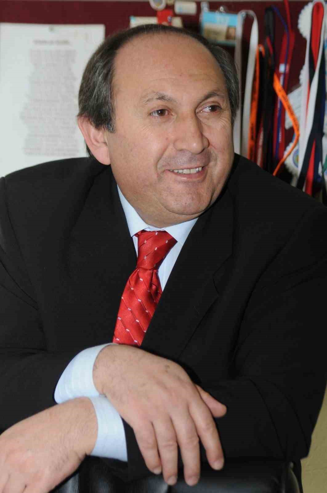 Erzurum basının duayen ismi Feridun Fazıl Özsoy hayatını kaybetti
