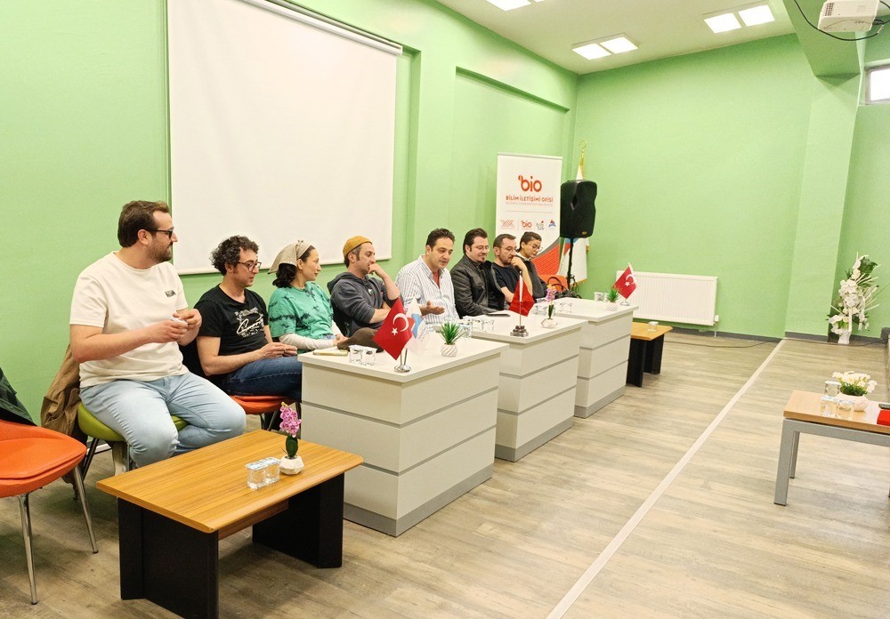 Erzurum Devlet Tiyatrosu oyuncuları doğuda tiyatro yapmayı anlattı
