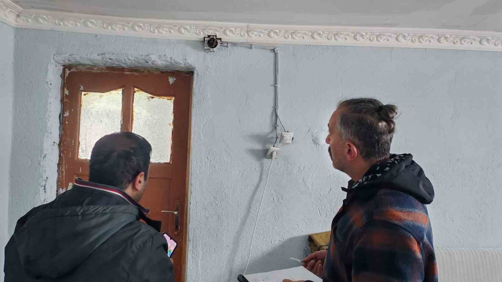 Erzurum Karaçoban’dan umudu büyüten iyilik hareketi: "Bir ışık da sen yak"
Erzurum Karaçoban’dan umudu büyüten iyilik hareketi: "Bir ışık da sen yak"