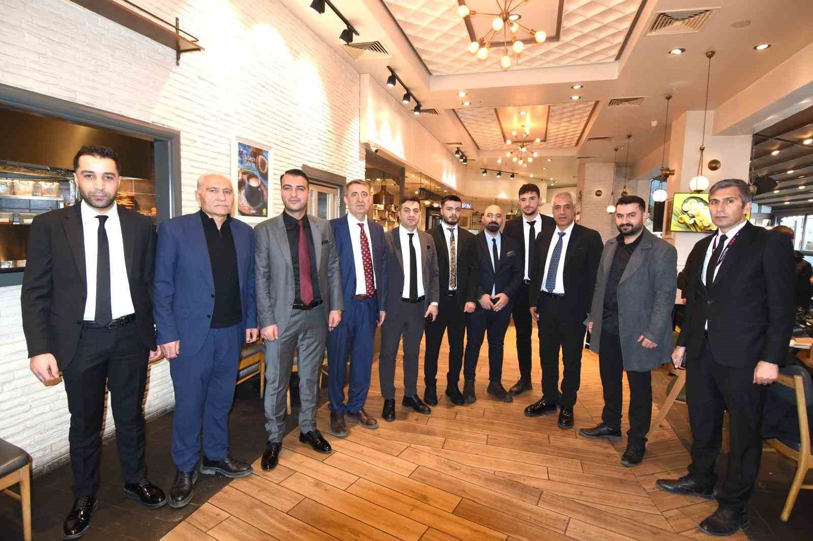 Erzurum’a açık AVM yapılıyor; İnşası ay sonu başlayacak
Erzurum’a açık AVM yapılıyor; İnşası ay sonu başlayacak