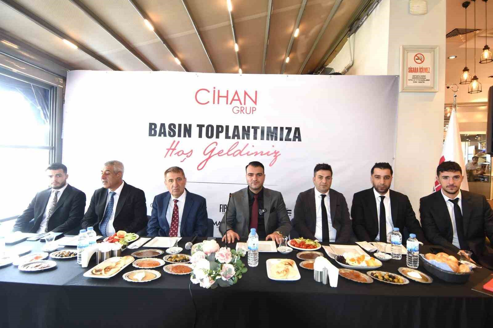 Erzurum’a açık AVM yapılıyor; İnşası ay sonu başlayacak
Erzurum’a açık AVM yapılıyor; İnşası ay sonu başlayacak