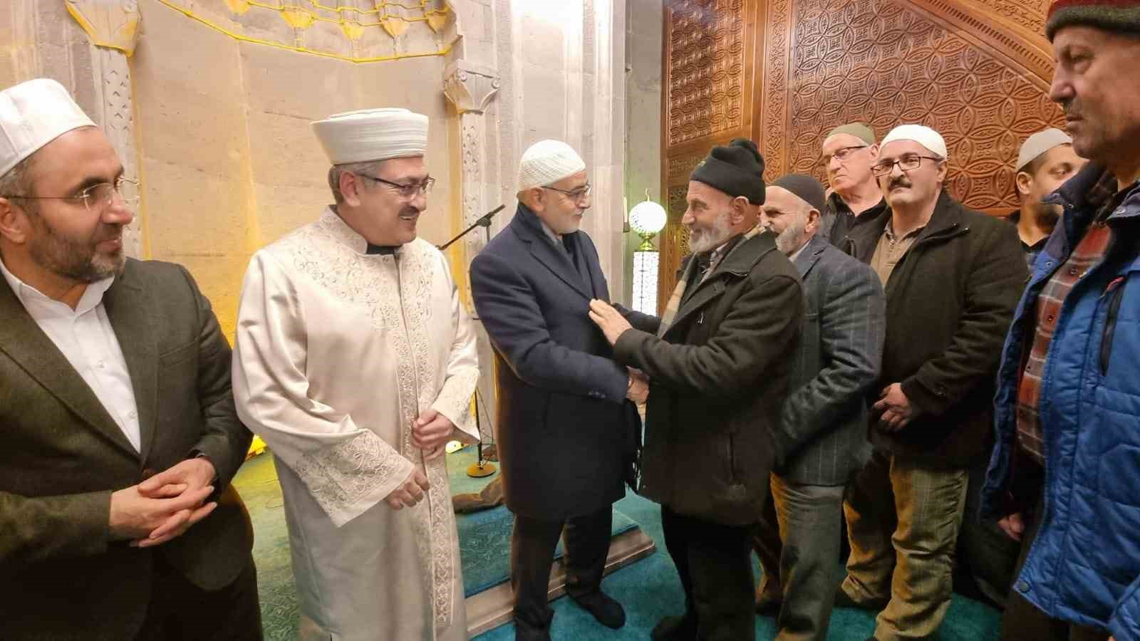 Erzurum’da 1001 Hatim bereketi sürüyor
