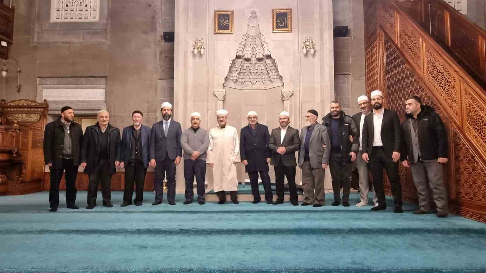 Erzurum’da 1001 Hatim bereketi sürüyor
