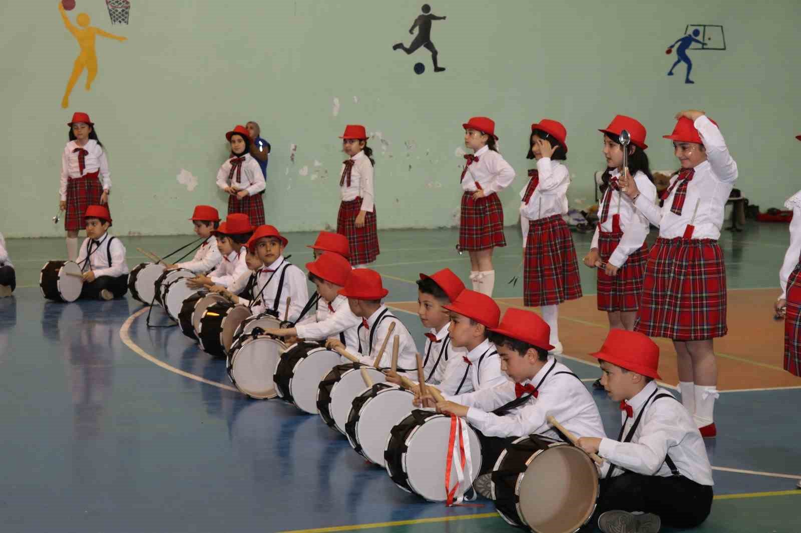 Erzurum’da 23 Nisan coşkusu
