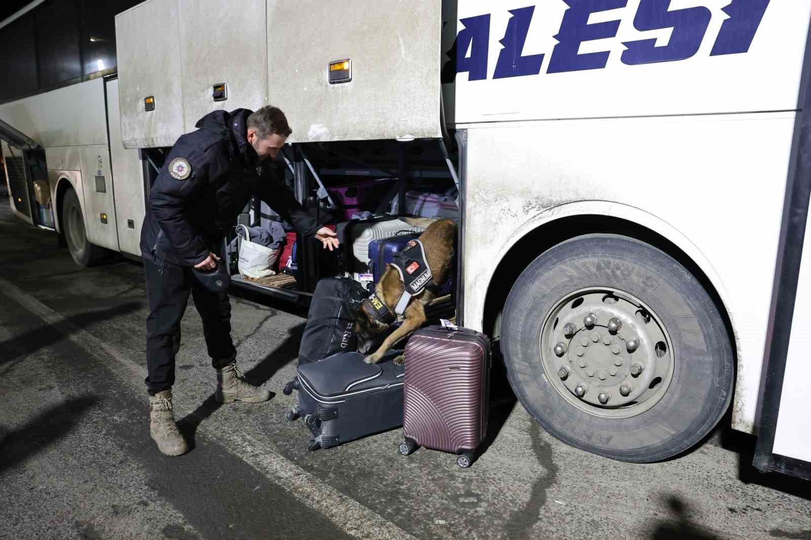 Erzurum’da bir ayda 48 milyon TL değerinde uyuşturucu ele geçirildi
