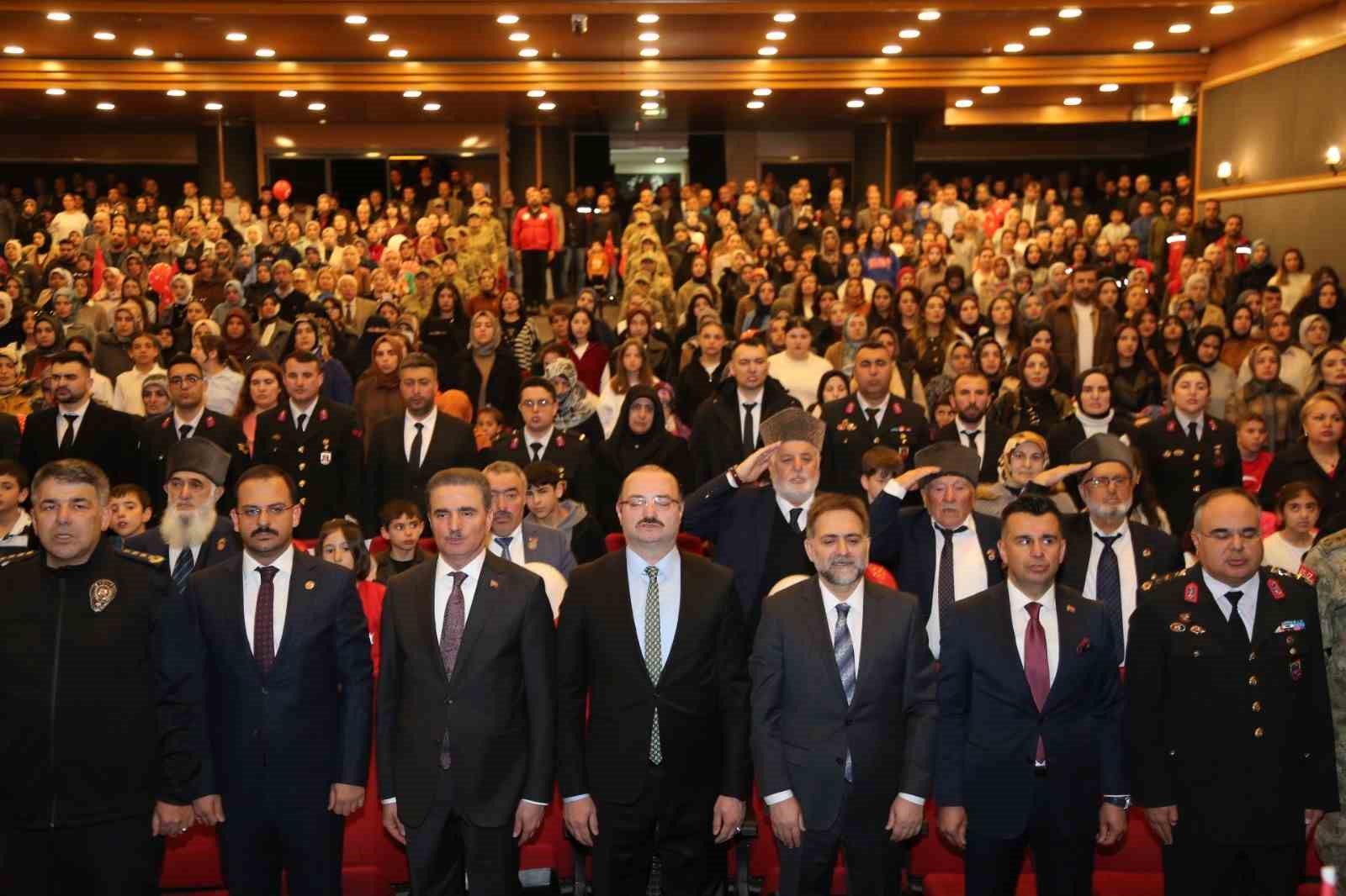 Erzurum’da Çanakkale ruhu sahneye taşındı
