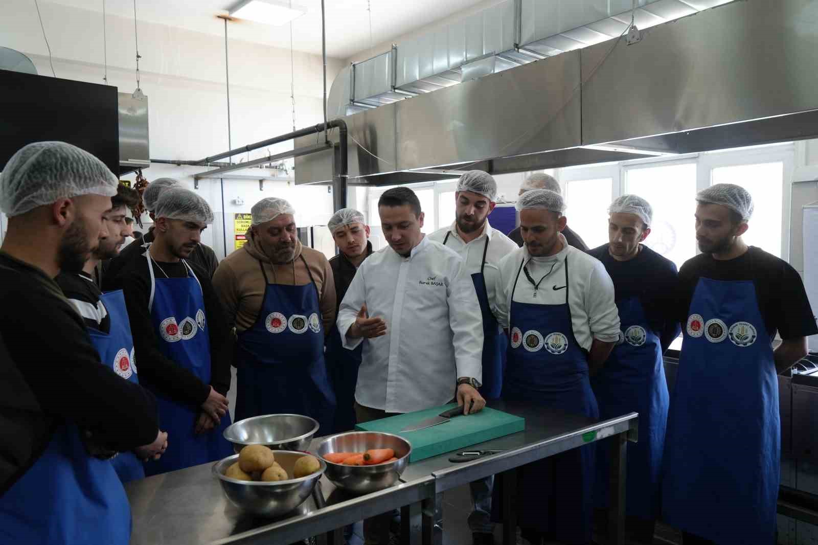 Erzurum’da ezber bozan proje: Mahkumlara "lezzetli" bir gelecek
