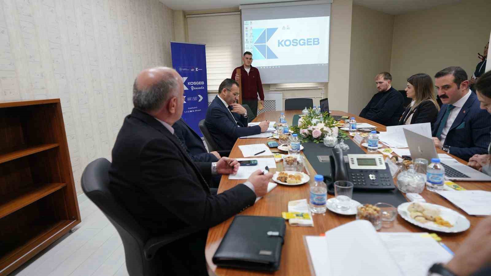 Erzurum’da girişimcilik ekosistemine güçlü destek: Başkan Özakalın jüri toplantısına katıldı
Erzurum’da girişimcilik ekosistemine güçlü destek: Başkan Özakalın jüri toplantısına katıldı