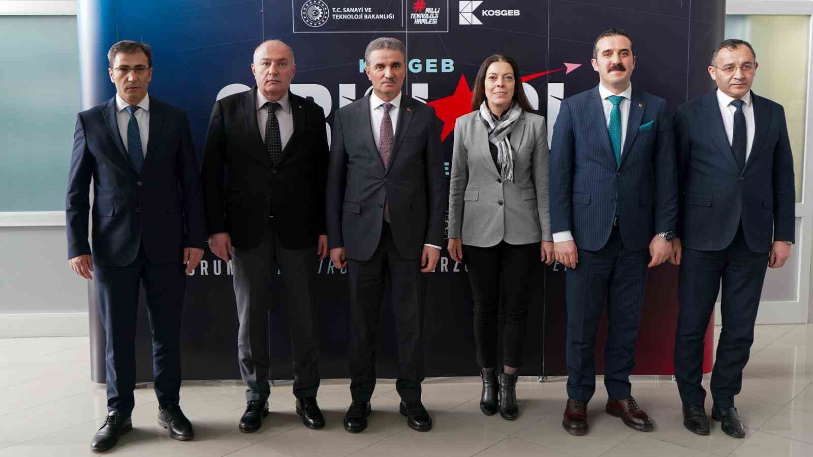 Erzurum’da girişimcilik ekosistemine güçlü destek: Başkan Özakalın jüri toplantısına katıldı
Erzurum’da girişimcilik ekosistemine güçlü destek: Başkan Özakalın jüri toplantısına katıldı