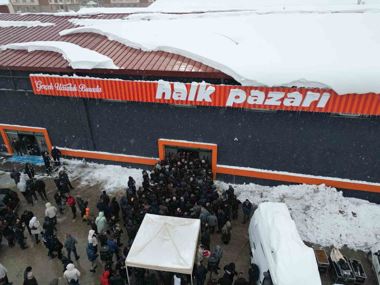 Erzurum’da Halk Pazarları’nın 13. Şubesi açıldı
