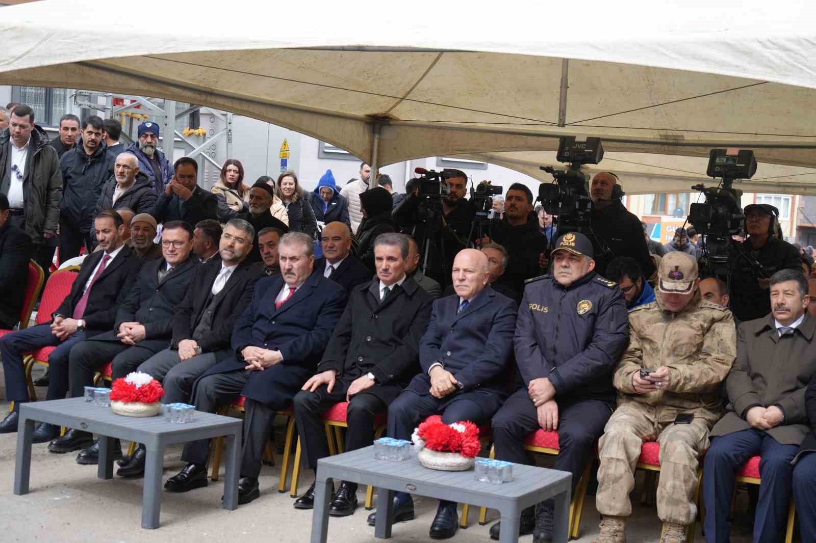 Erzurum’da halk pazarlarının 14. şubesi açıldı
